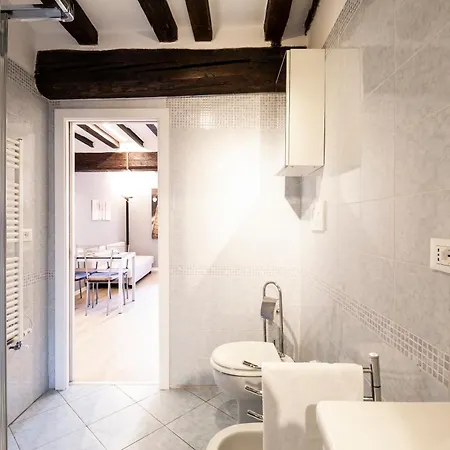 Tesoro De Galluzzi Apartman *