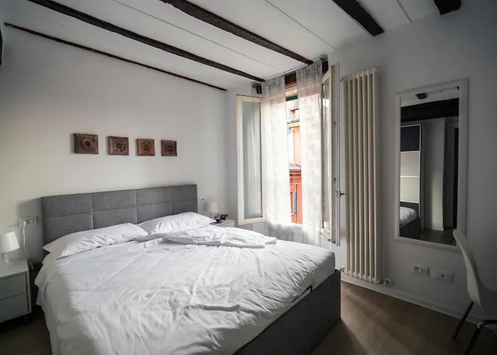 Tesoro De Galluzzi 博洛尼亚