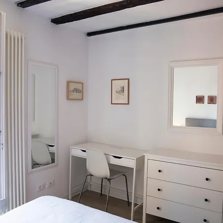 Tesoro De Galluzzi Apartment *