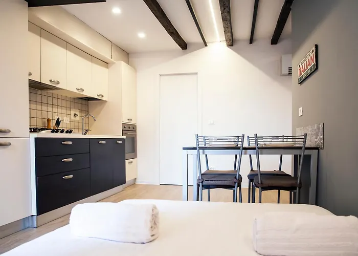 Tesoro De Galluzzi * بولونيا